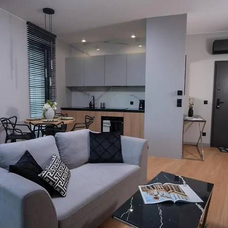 Apartamenty De Lux Nad Jeziorem Ukiel Przy Promenadzie * 奥尔什丁