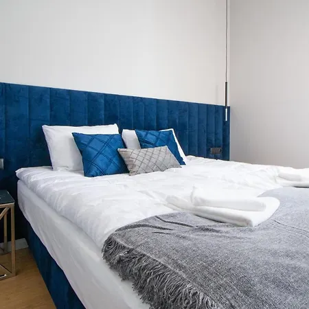 Apartamenty De Lux Nad Jeziorem Ukiel Przy Promenadzie
