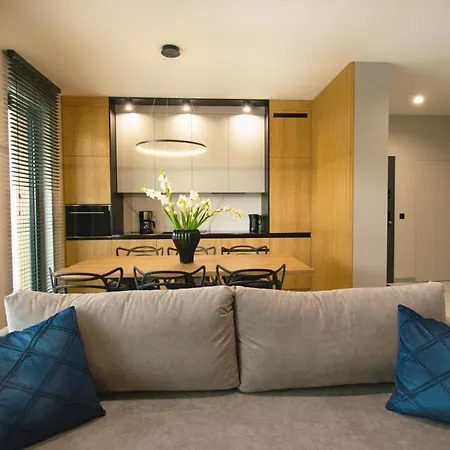 公寓 Apartamenty De Lux Nad Jeziorem Ukiel Przy Promenadzie *