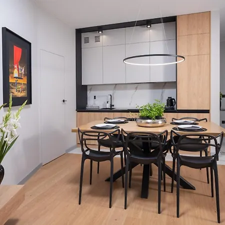 公寓 Apartamenty De Lux Nad Jeziorem Ukiel Przy Promenadzie 奥尔什丁
