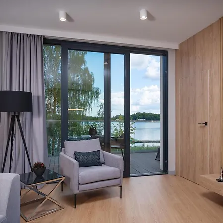 公寓 Apartamenty De Lux Nad Jeziorem Ukiel Przy Promenadzie *