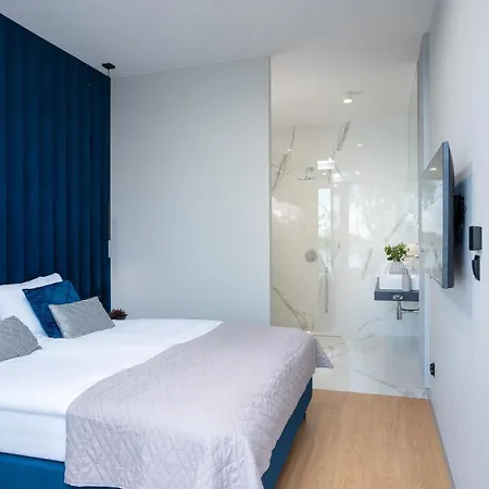 Apartamenty De Lux Nad Jeziorem Ukiel Przy Promenadzie