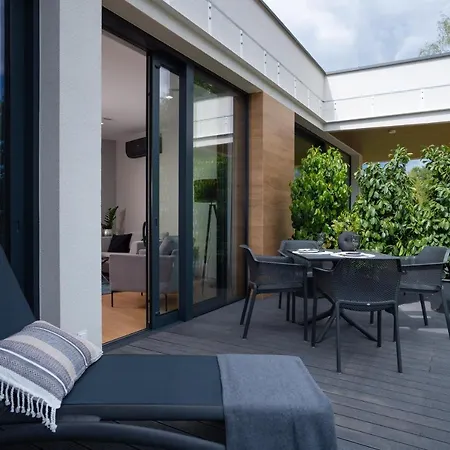 Apartamenty De Lux Nad Jeziorem Ukiel Przy Promenadzie * 奥尔什丁