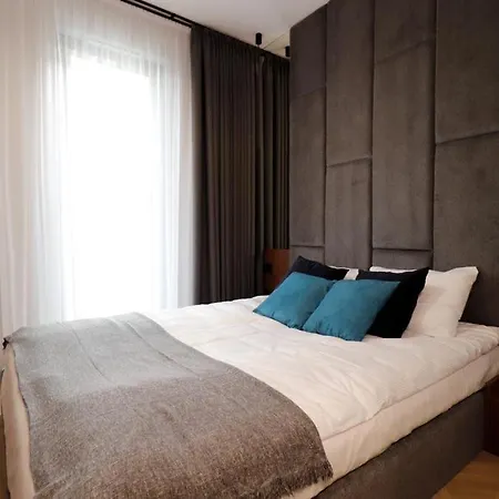 Apartamenty De Lux Nad Jeziorem Ukiel Przy Promenadzie *
