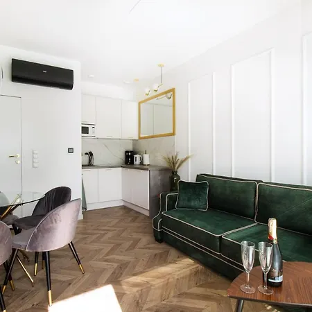 Apartamenty De Lux Nad Jeziorem Ukiel Przy Promenadzie *
