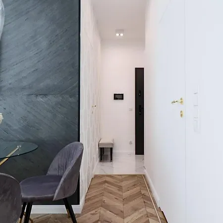 公寓 Apartamenty De Lux Nad Jeziorem Ukiel Przy Promenadzie
